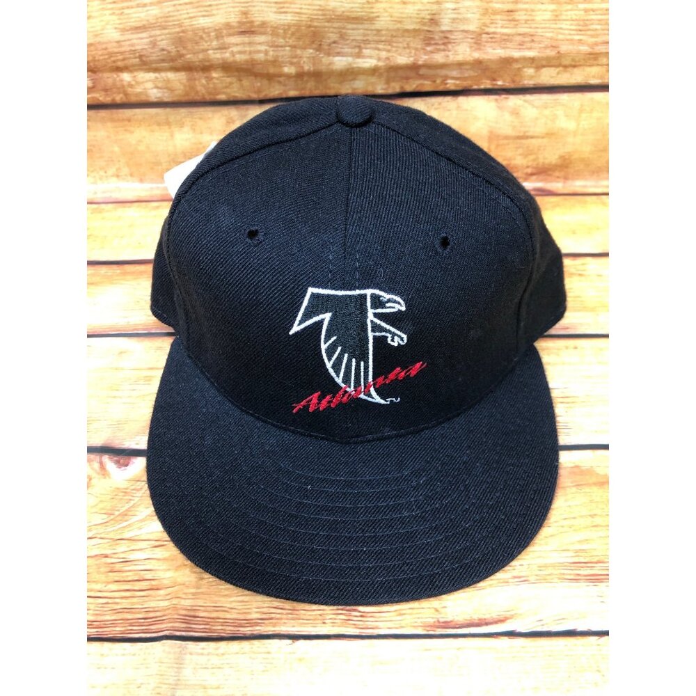 NWT NOS Vintage New Era Team NFL ATLANTA FALCONS Script 6 7/8 Fitted Hat Cap (a1